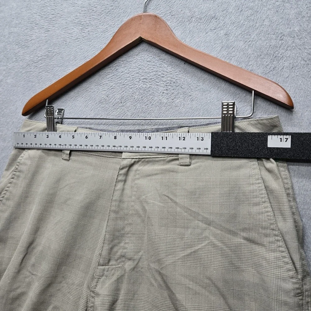 O'Neill Men Shorts 32 Khaki Embroidered Plaid Chino Button 10